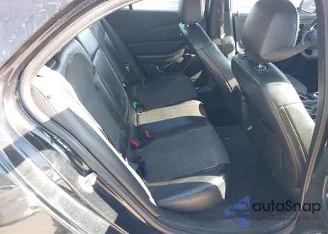 2015 Chevrolet Malibu 1Lt z USA, uszkodzony, nr VIN 1G11C5SL8FF120708